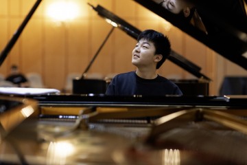 GRANDPIANO_14.06.26_1